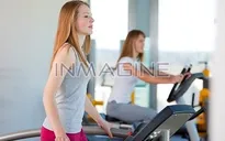 Tập thể dục giúp bạn gái tuổi teen nữ tính hơn