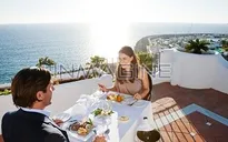 7 cách giữ an toàn trong buổi hẹn đầu tiên
