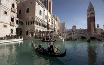 Thuyền mũi cong - Sự lãng mạn đặc trưng chỉ có ở Venice, Italy