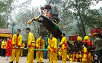 Làm thế nào để giữ nét đẹp nguyên bản của Hội Gióng?