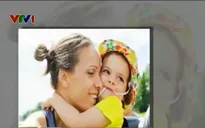 Chi phí nhà trẻ đắt đỏ, nhiều bà mẹ bỏ việc ở nhà trông con