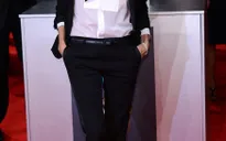 Các sao sáng tạo phối đồ cho vest