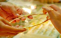 Giá vàng giảm theo phiên đấu thầu vàng miếng lần 2