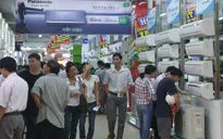 Nắng nóng đỉnh điểm, thị trường điện lạnh sôi động