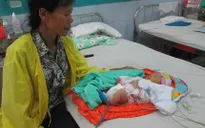 Bé 7 ngày tuổi thoi thóp trong trái tim lỗi nhịp