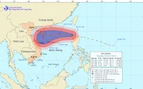 Sức gió giật cấp 15, bão Krosa vào biển Đông