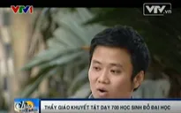 Thầy giáo khuyết tật dạy 700 học sinh đỗ ĐH