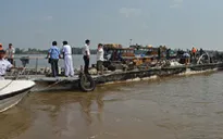 Chủ tịch nước khen 2 gia đình cứu người trong vụ cháy tàu 