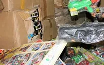 Tạm giữ hơn 23,4 tấn đồ chơi trẻ em nhập khẩu