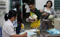 TP.HCM tổ chức tiêm bù vaccine sởi cho trẻ
