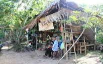 Xót lòng cha tâm thần, con hôn mê vì ung thư máu