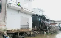 Hậu Giang: Xuất hiện tình trạng sạt lở nguy hiểm mùa mưa