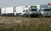Lính biên phòng Ukraine sang Nga kiểm tra đoàn xe hàng cứu trợ