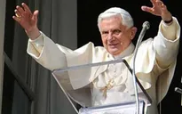 Giáo hoàng Benedict XVI tuyên bố từ nhiệm