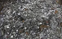 20 năm, tiết kiệm được "núi" tiền xu 200 kg