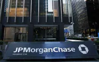 J.P. Morgan nộp phạt 2 tỷ USD vụ “siêu lừa” Madoff