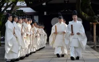 Trung Quốc chỉ trích ông Abe gửi lễ vật tới đền Yasukuni