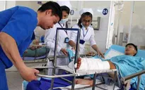 Nối thành công cẳng chân bị đứt lìa do tai nạn giao thông