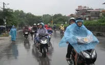 Các tỉnh miền Bắc có mưa lớn, miền Trung bớt nắng nóng