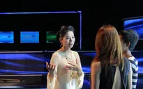 Lệ Quyên hướng dẫn thí sinh Vietnam Idol hát đôi