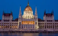 Mê mẩn mùa thu vàng Budapest 