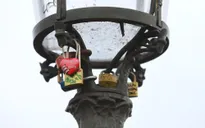 Độc đáo cây cầu nghìn khóa thơ mộng nhất Paris