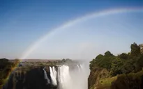 Thác cầu vồng đẹp hút hồn ở Zimbabwe