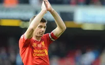 M.U tụt hạng trên BXH các CLB kiếm nhiều tiền nhất Premier League