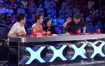 Mê tiếng hát của cô giáo già, NS Huy Tuấn dùng nút vàng quyền lực