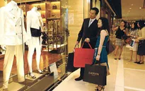 Tiêu dùng hàng hiệu giảm sút ở các thị trường mới nổi