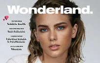 Ngỡ ngàng với hình ảnh khác lạ của Taylor Swift