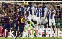 “Kẻ hủy diệt” Lionel Messi vượt mốc 400 bàn thắng cho Barcelona