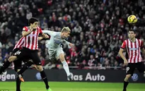 Athletic Bilbao 1 - 4 Atletico Madrid: Tiếp tục cuộc bám đuổi