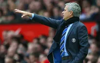 Chelsea mất điểm giây cuối, Mourinho "đổ tại" trọng tài