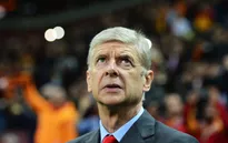 “Arsenal nên đổi tên sân Emirates thành Arsene Wenger”