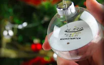 Aura - Đèn "không dây" trang trí cây thông Noel