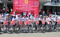 “Hành trình cuộc sống” trao tặng 770 xe đạp cho trẻ em nghèo