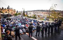 Cảnh sát Israel đụng độ với người biểu tình tại đền thờ Jerusalem