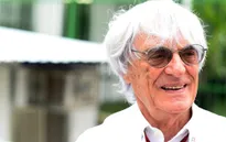 Ông trùm F1 chê cười Ferrari, khen ngợi Mercedes