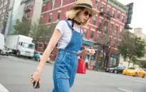 Xu hướng denim thống lĩnh thời trang đường phố New York