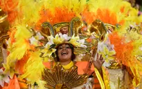 Carnival đường phố Brazil 2015 và vũ điệu samba