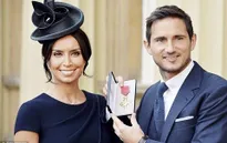 Lampard chính thức được nhận Huân chương Hoàng gia Anh