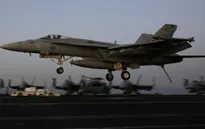 IS tuyên bố bắn hạ một máy bay của Syria