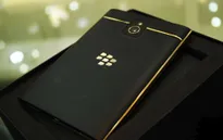 Quy trình mạ vàng chiếc BlackBerry Passport