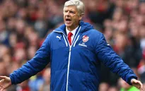 HLV Wenger "giương cờ trắng" trước Chelsea của Mourinho