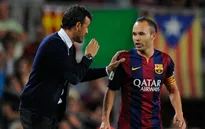 Iniesta: Luis Enrique là "ngọn hải đăng" của Barcelona