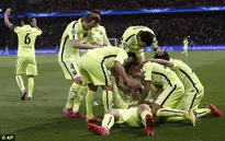 Tình huống Suarez biến hàng thủ PSG thành trò hề