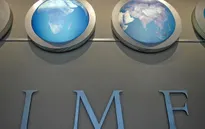 Giá dầu giảm, triển vọng kinh tế toàn cầu vẫn ảm đạm