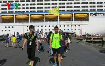 Du thuyền lớn thứ 3 thế giới cập cảng Chân Mây