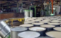 Bắt quả tang tàu nước ngoài bán dầu lậu